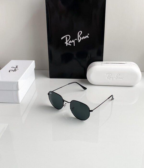 Rayban full black hexa 3548